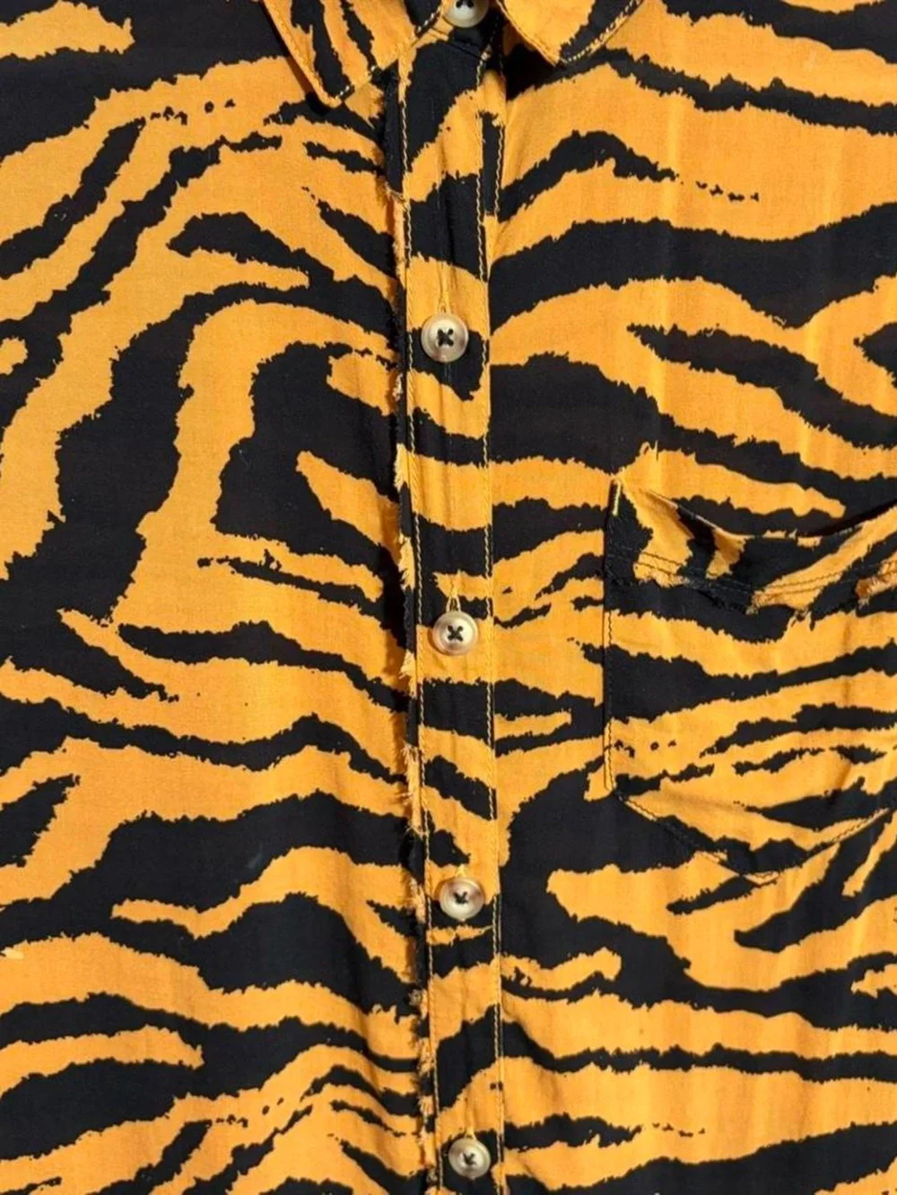 Free People Short-Sleeve Tiger Stripe Button-Up oversized Xsmall